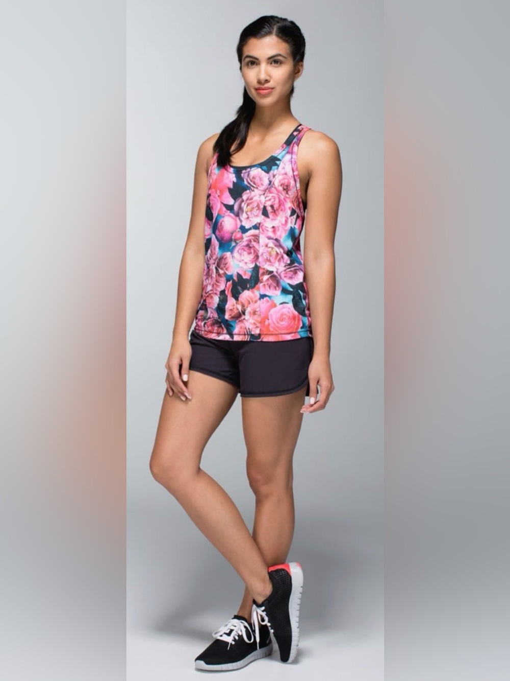 Lululemon Lightened Up Singlet Secret Garden / Black Floral Tank Top Size 6